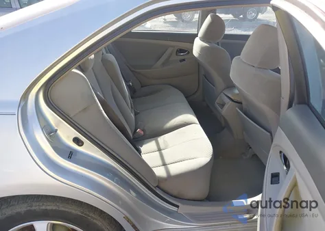 2007 Toyota Camry Le z USA, uszkodzony, nr VIN 4T1BE46K57U511762